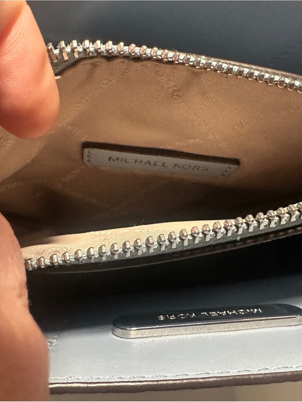 Michael Kors Mercer Light Blue Pebbled Leather Satchel Crossbody Bag - Picture 4 of 8